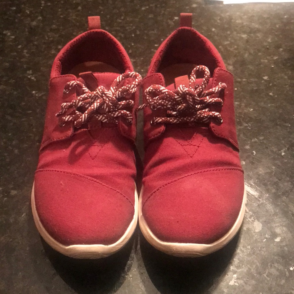 Toms sneaker style